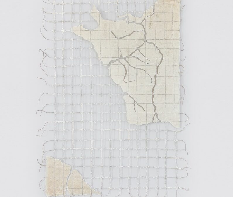 48º.51’ 24’’N 2º.21’ 03’’L – Os rios que me trouxeram até aqui Series